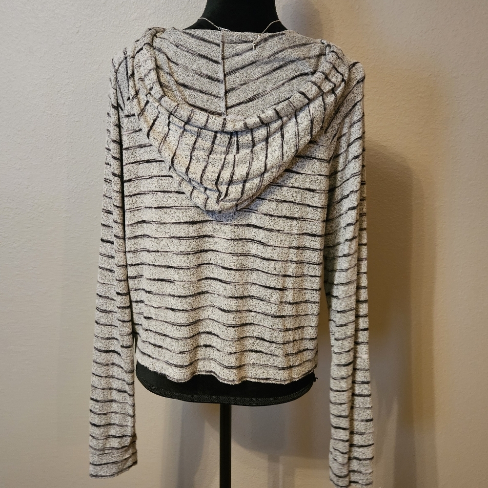 Mossimo women's medium gray and black hoodie - Picture 4 of 6